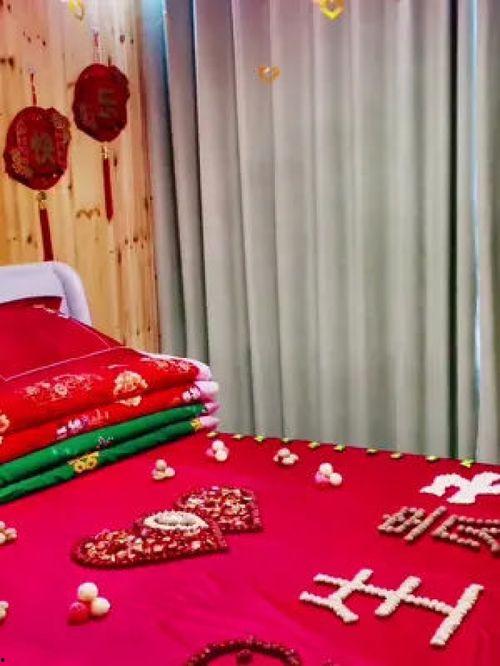 结婚铺床操作视频,一招一式揭秘结婚铺床全过程